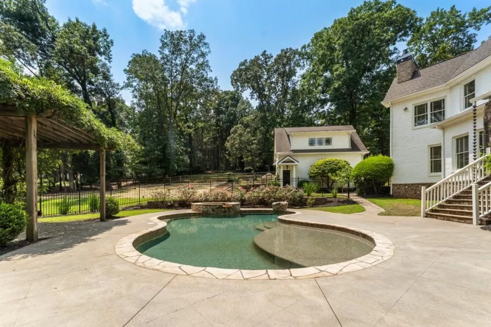 14025 Freemanville Road Milton, GA 30004