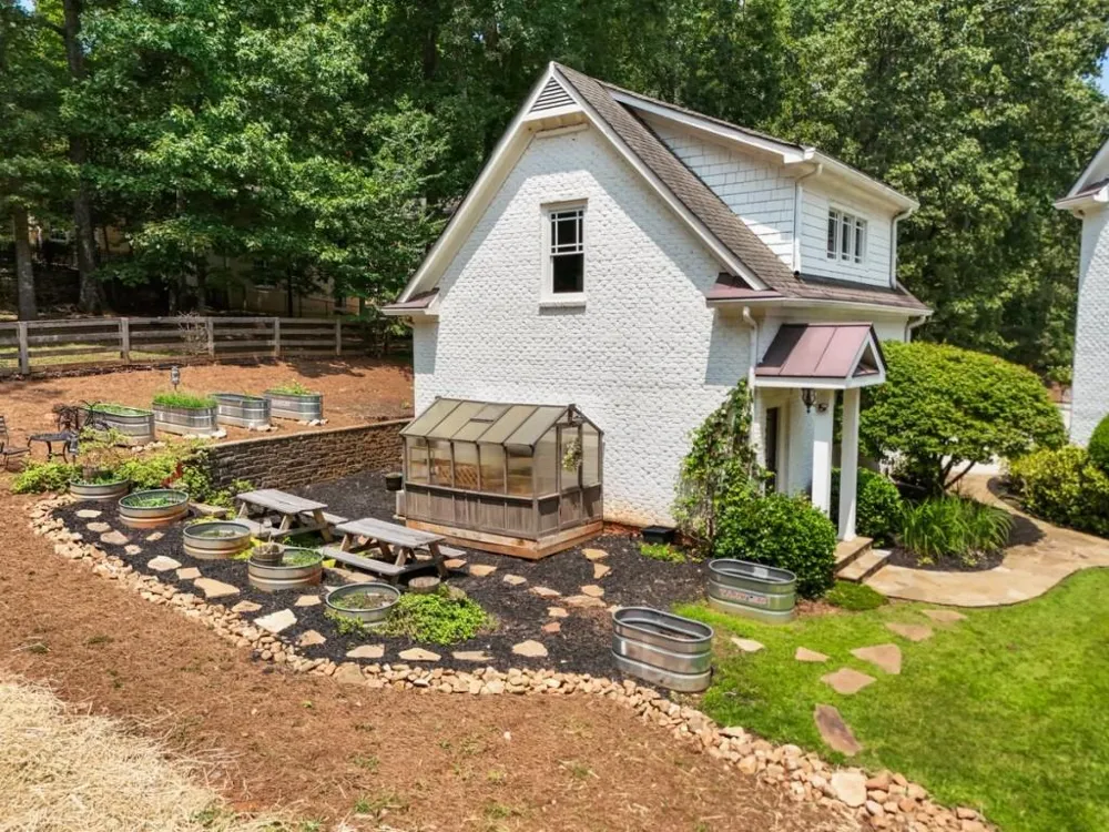 14025 Freemanville Road Milton, GA 30004
