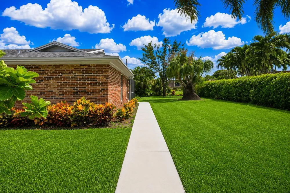 1966 Emilio Lane West Palm Beach, FL 33406