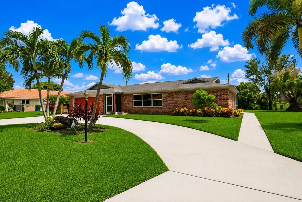 1966 Emilio Lane West Palm Beach, FL 33406