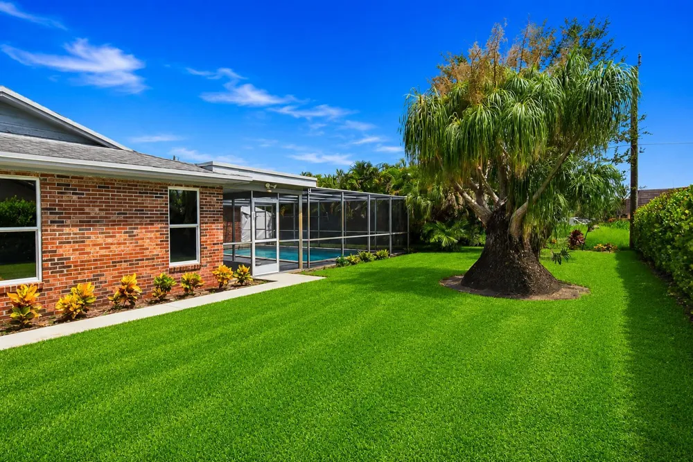 1966 Emilio Lane West Palm Beach, FL 33406