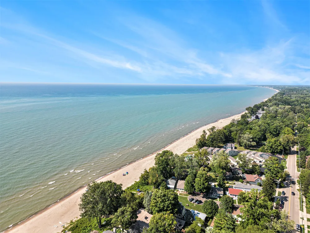 675 Meadow Drive South Haven City, MI 49090
