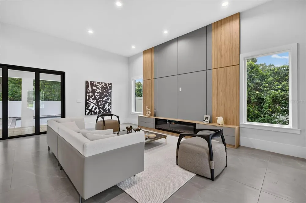 240 PHELPS AVENUE Winter Park, FL 32789