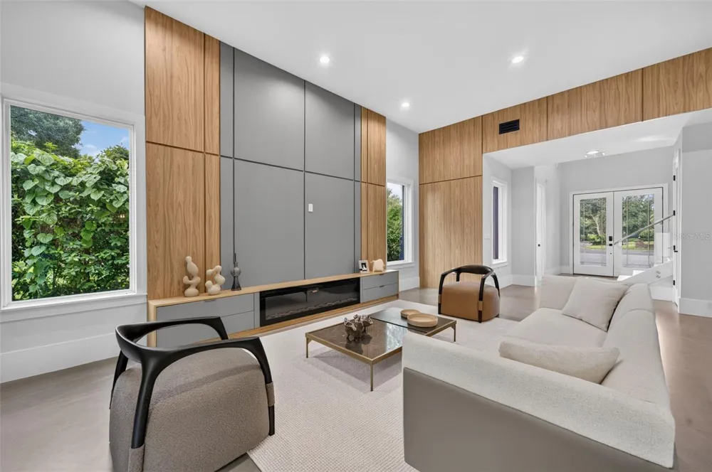240 PHELPS AVENUE Winter Park, FL 32789