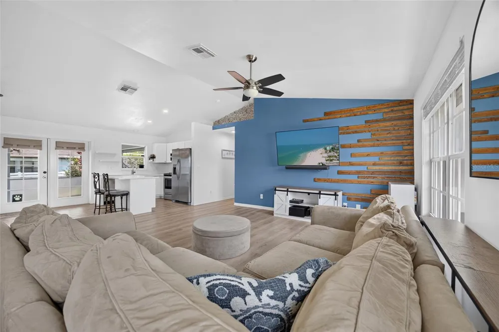 1821 SW 22ND TERRACE Cape Coral, FL 33991