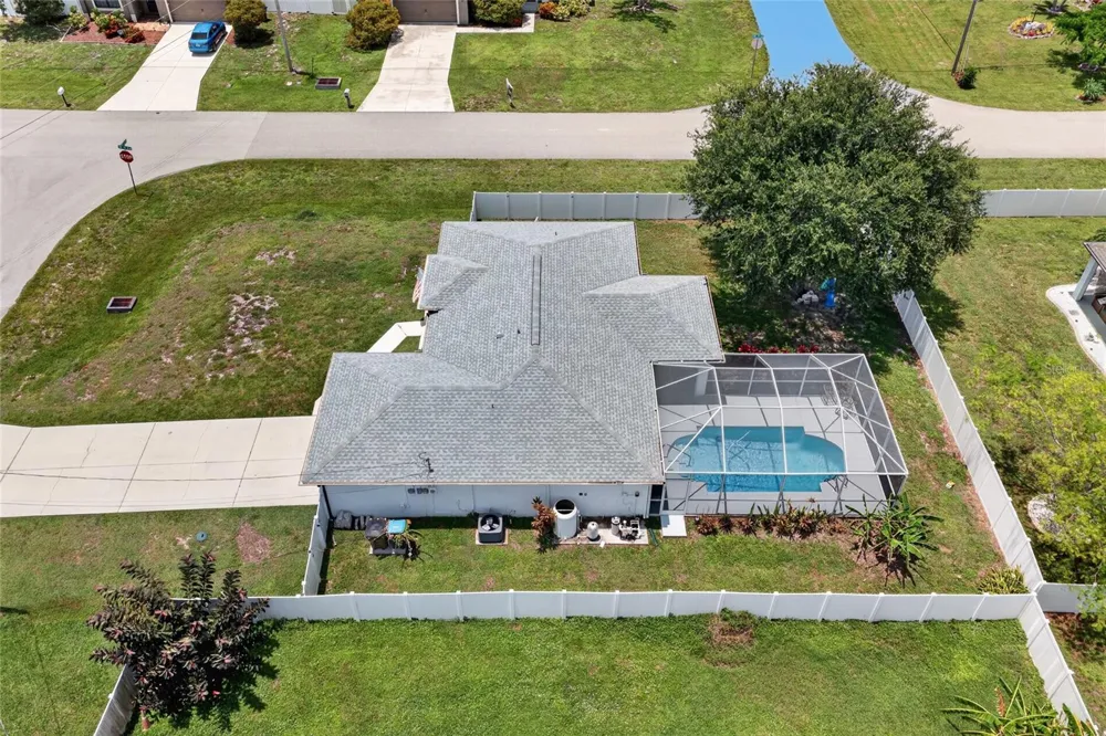 1821 SW 22ND TERRACE Cape Coral, FL 33991
