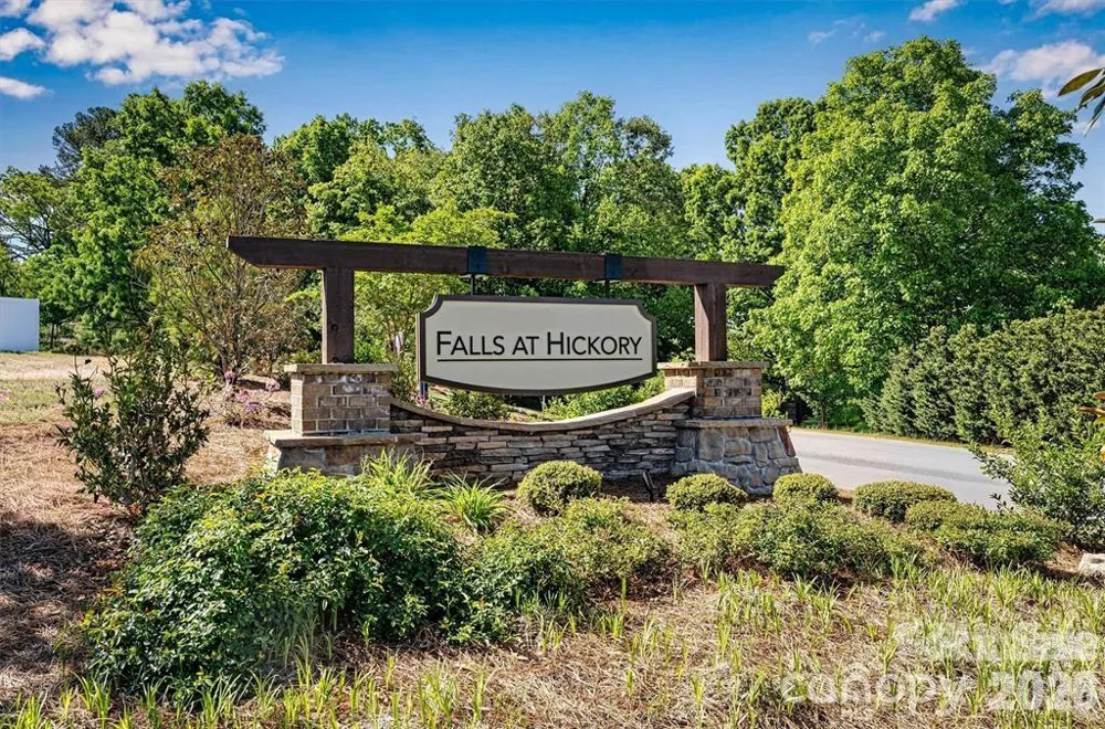 1330 37th Avenue Lane NE Hickory, NC 28601
