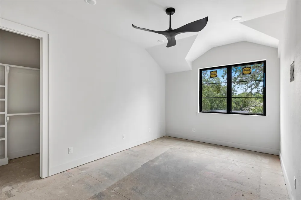 413 Live Oak Drive Colleyville, TX 76034