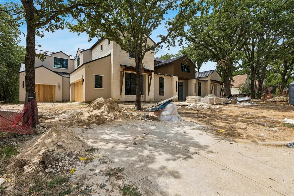 413 Live Oak Drive Colleyville, TX 76034