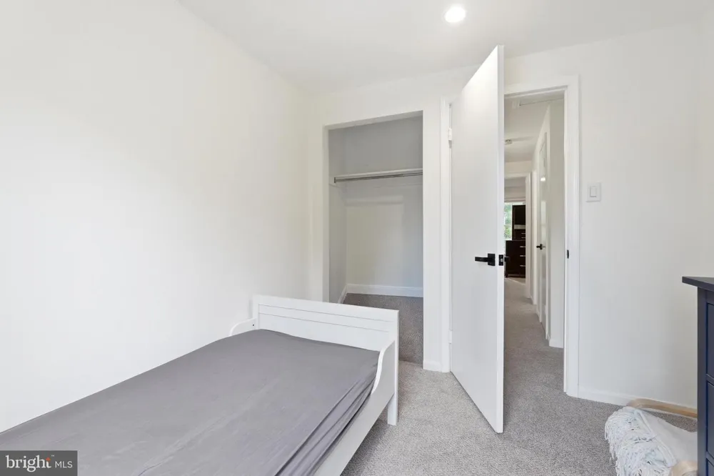 22 HABERSHAM COURT Silver Spring, MD 20906