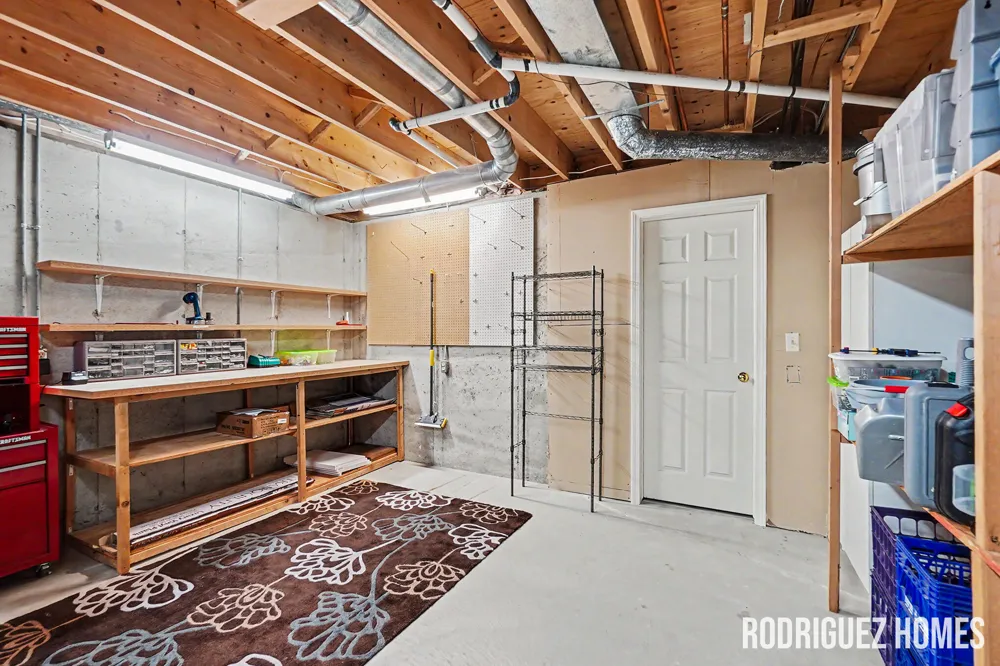 6270 Heathmoor Court SE Grand Rapids, MI 49546