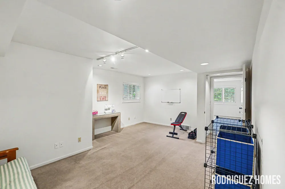 6270 Heathmoor Court SE Grand Rapids, MI 49546