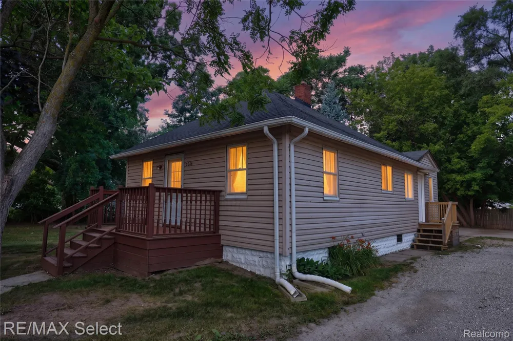 2046 Lambden Road Flint Charter Township, MI 48532