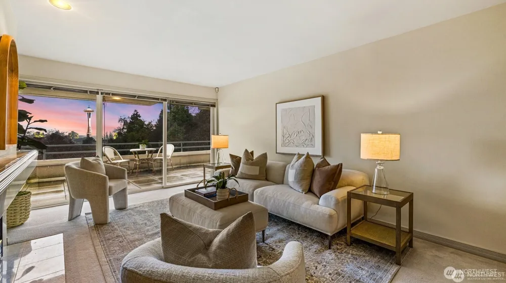 1231 5th Avenue #202 Seattle, WA 98109
