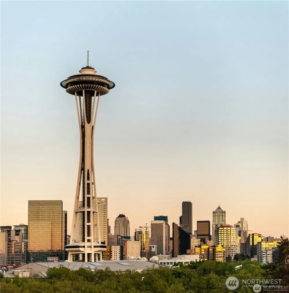 1231 5th Avenue #202 Seattle, WA 98109