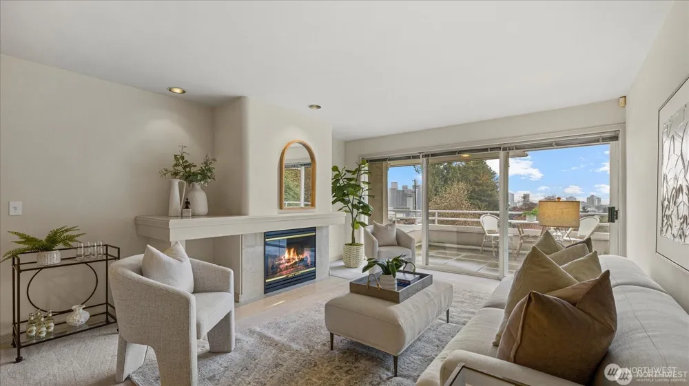 1231 5th Avenue #202 Seattle, WA 98109