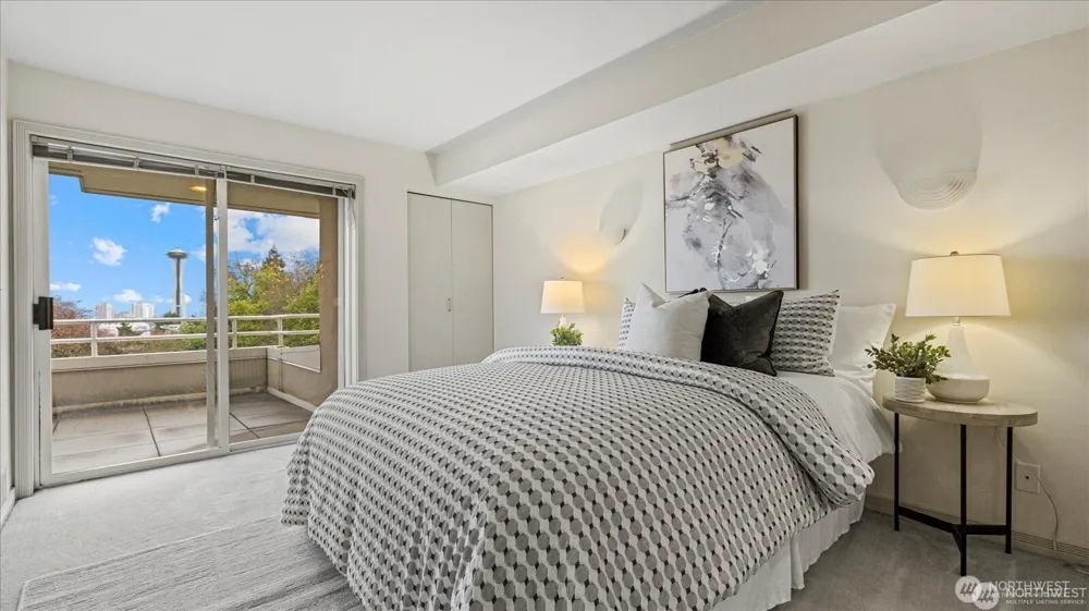 1231 5th Avenue #202 Seattle, WA 98109