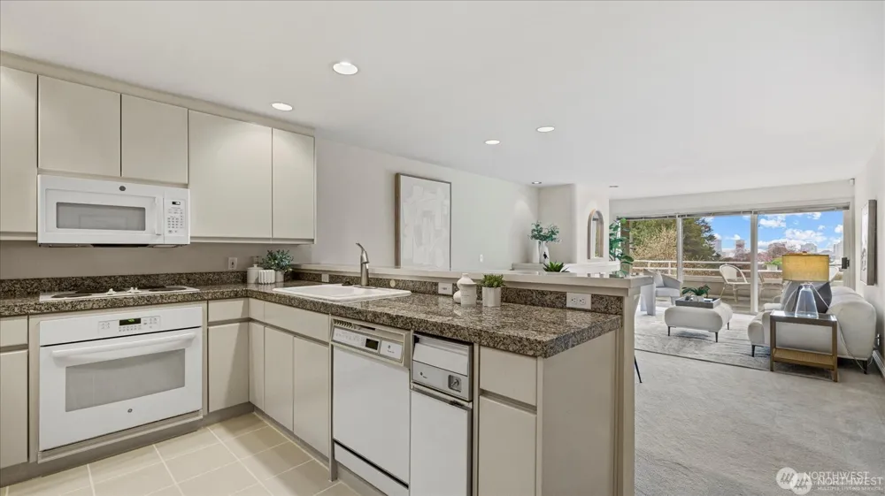 1231 5th Avenue #202 Seattle, WA 98109