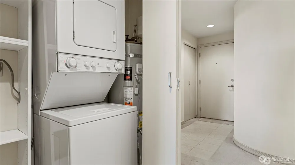 1231 5th Avenue #202 Seattle, WA 98109