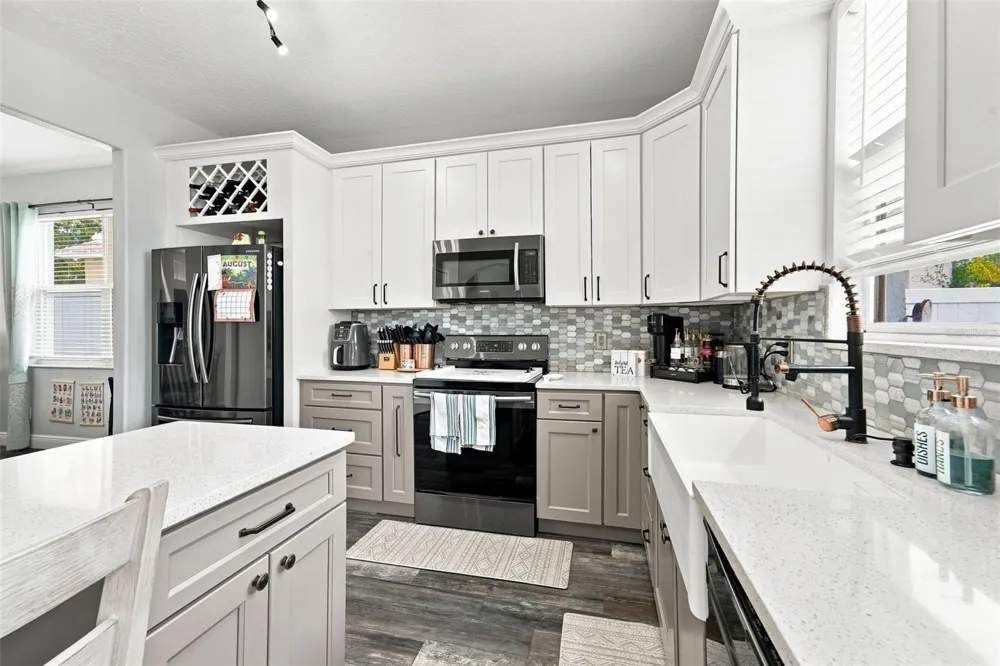 9773 BENNINGTON CHASE DRIVE Orlando, FL 32829