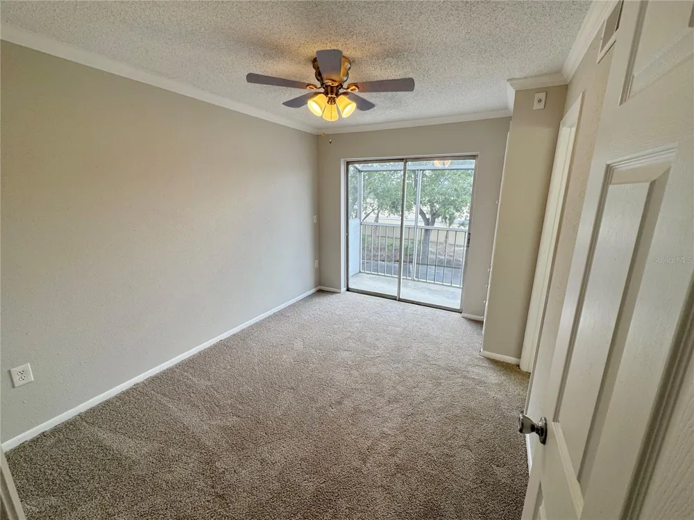 115 OYSTER BAY CIRCLE #300 Altamonte Springs, FL 32701
