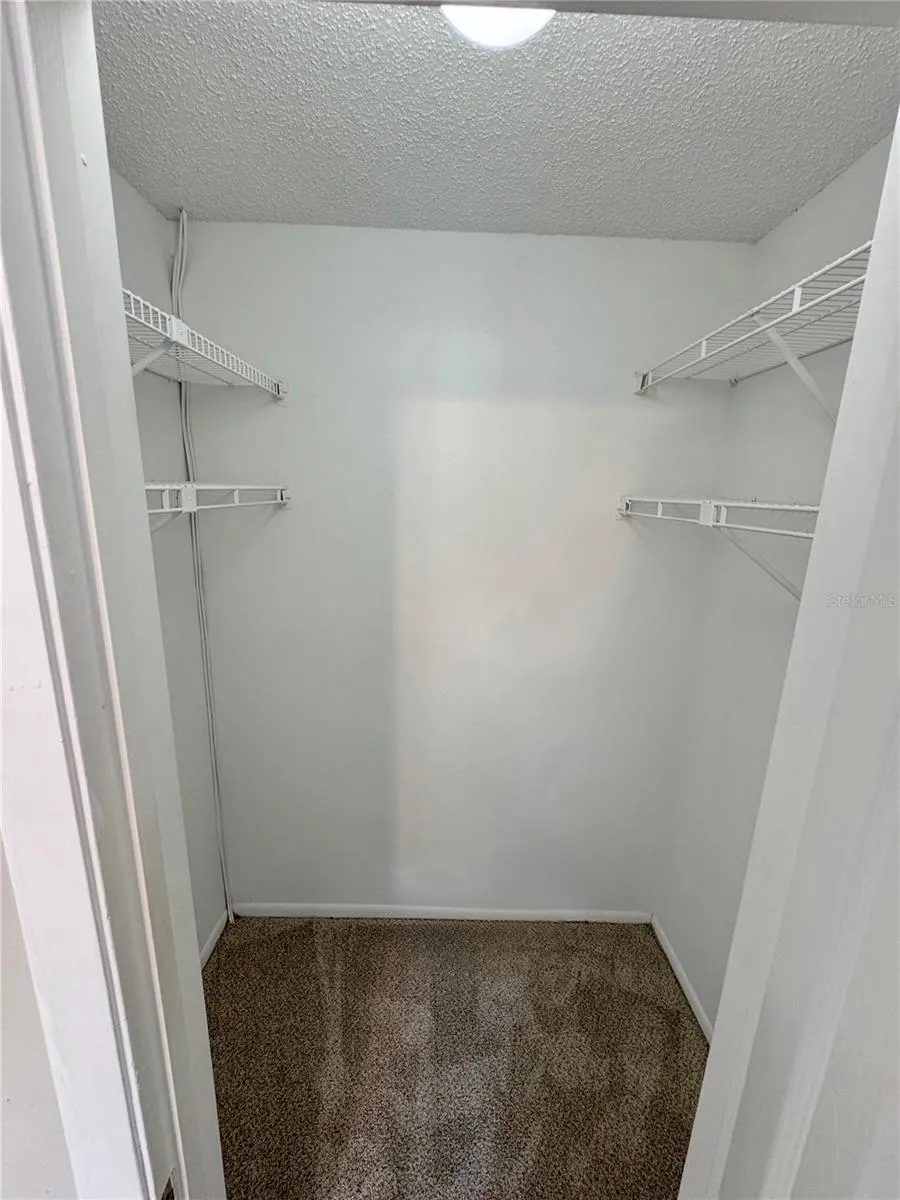 115 OYSTER BAY CIRCLE #300 Altamonte Springs, FL 32701