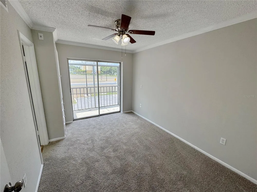 115 OYSTER BAY CIRCLE #300 Altamonte Springs, FL 32701