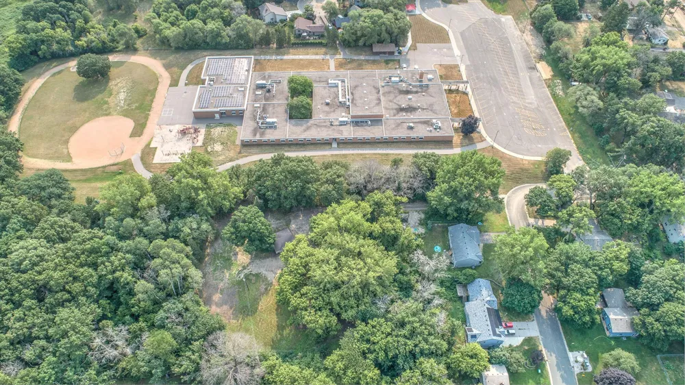 949 89th Lane NW Coon Rapids, MN 55433