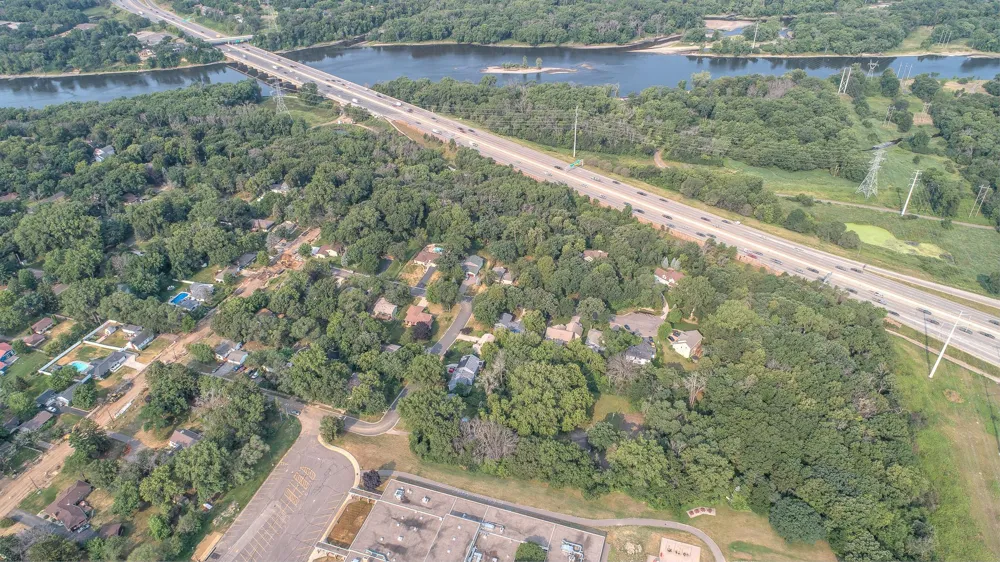 949 89th Lane NW Coon Rapids, MN 55433