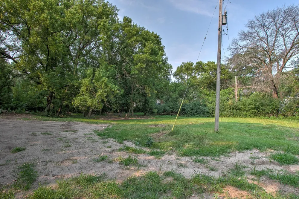 949 89th Lane NW Coon Rapids, MN 55433