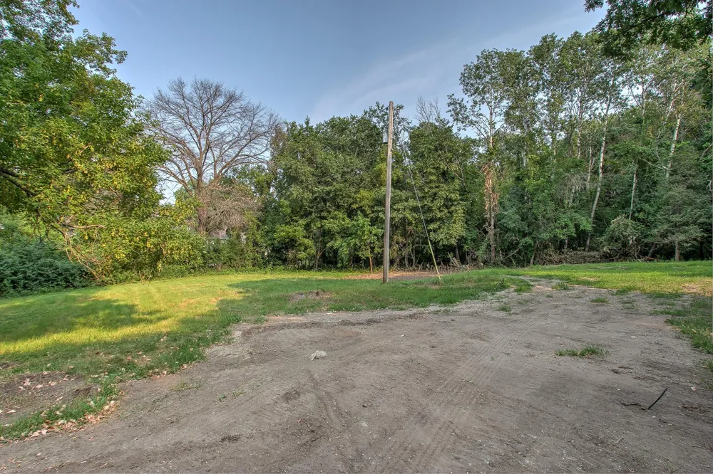 949 89th Lane NW Coon Rapids, MN 55433