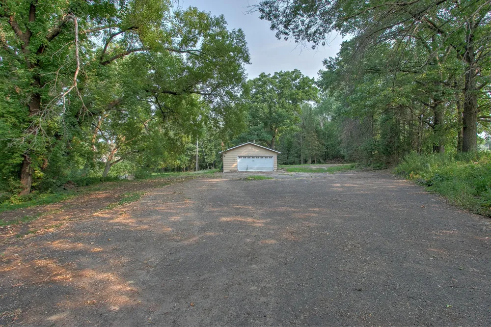 949 89th Lane NW Coon Rapids, MN 55433