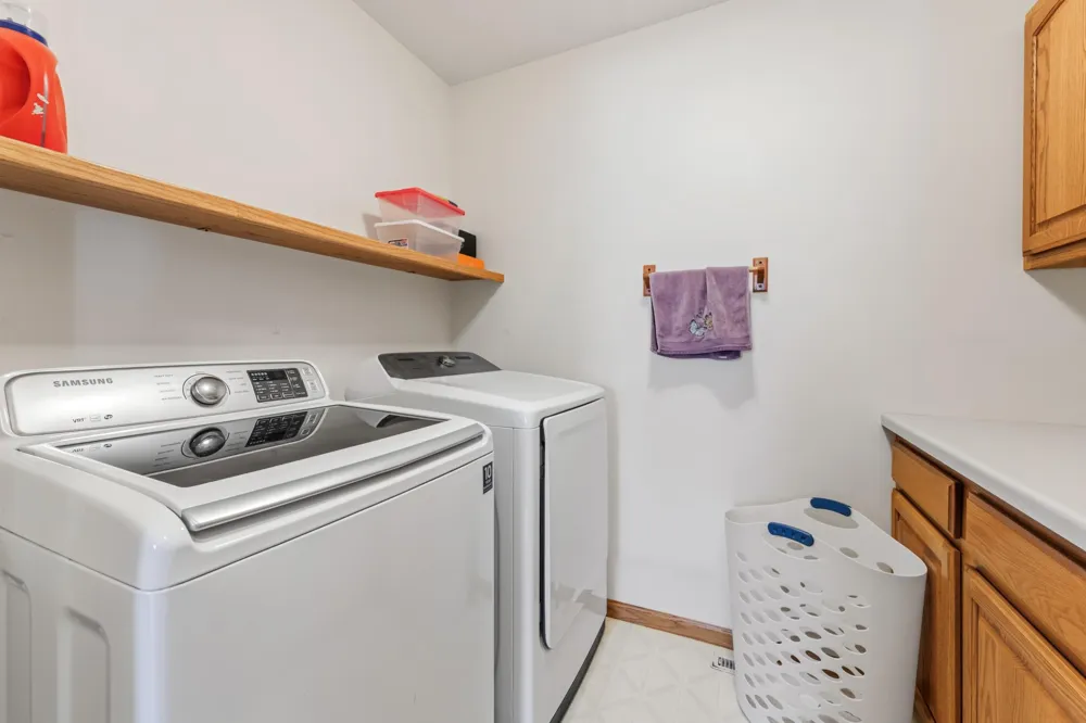 190 Benson Drive Lewiston, MN 55952