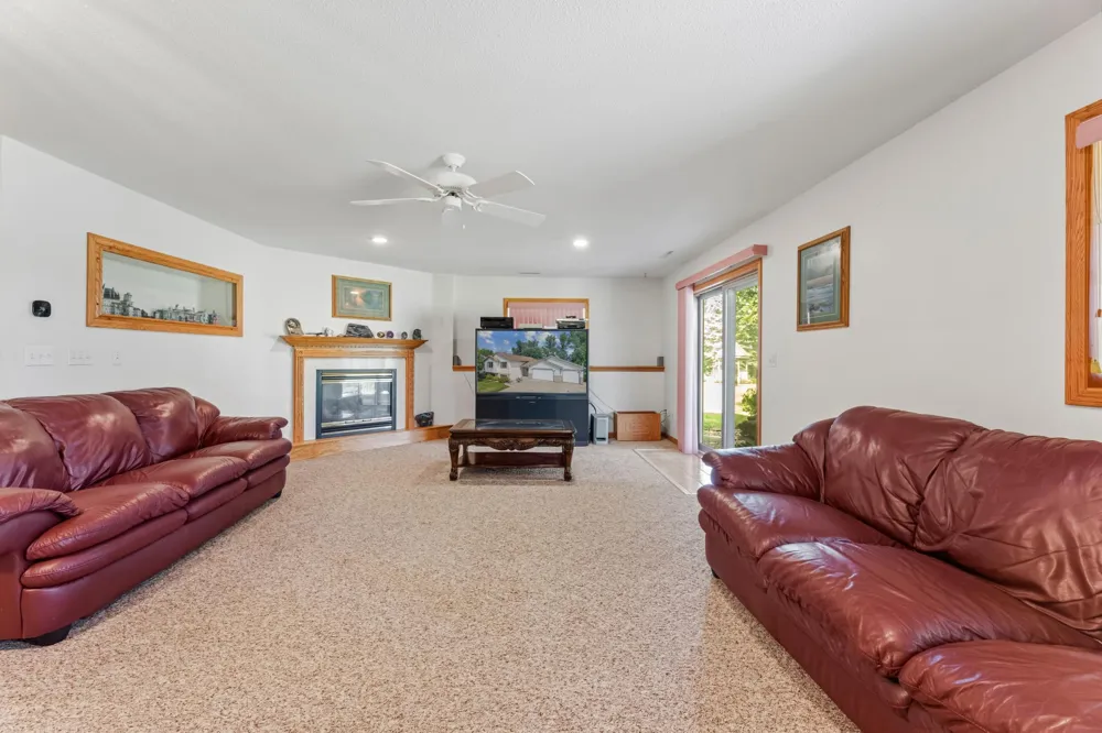 190 Benson Drive Lewiston, MN 55952