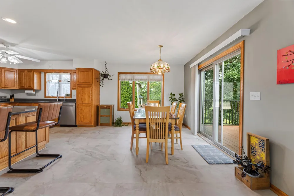 190 Benson Drive Lewiston, MN 55952