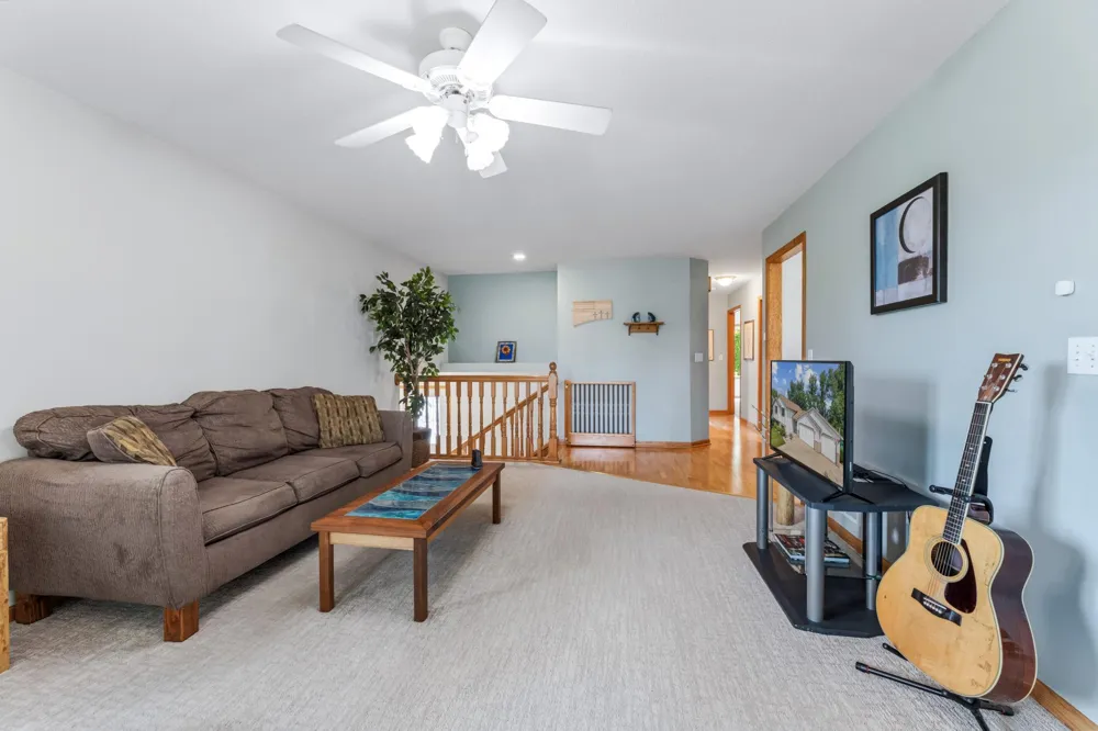 190 Benson Drive Lewiston, MN 55952