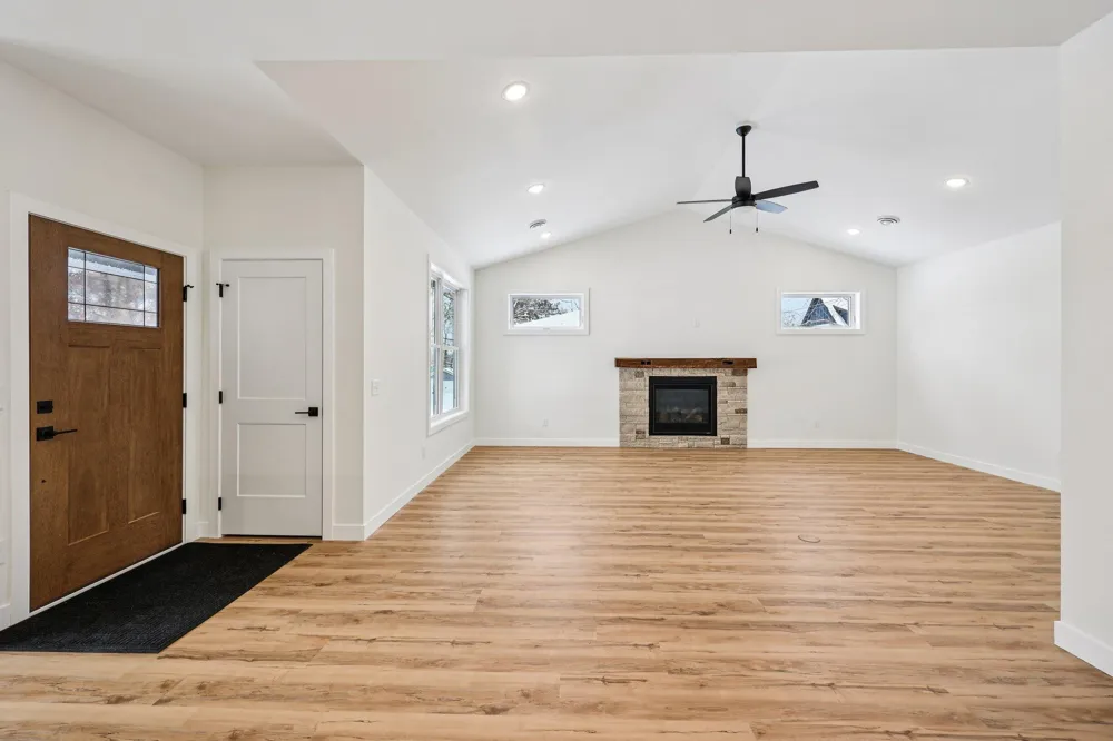 12035 Ash Street Zimmerman, MN 55398