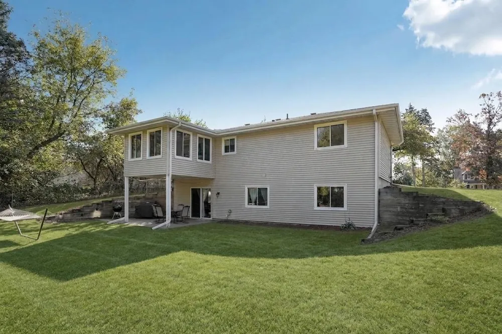 17452 Hiawatha Beach Drive NE Ham Lake, MN 55304