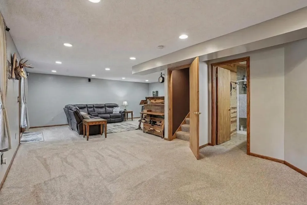 17452 Hiawatha Beach Drive NE Ham Lake, MN 55304