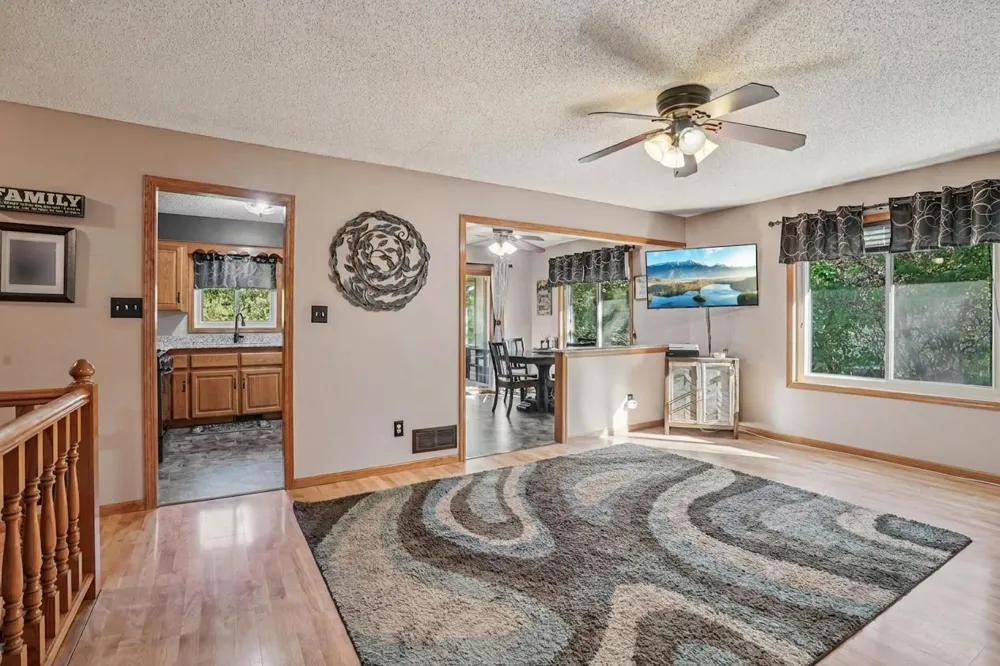 17452 Hiawatha Beach Drive NE Ham Lake, MN 55304