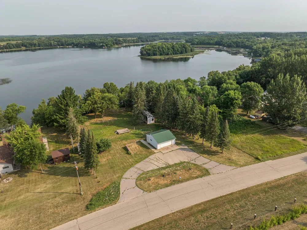 13544 Pearl Lake Drive Detroit Lakes, MN 56501