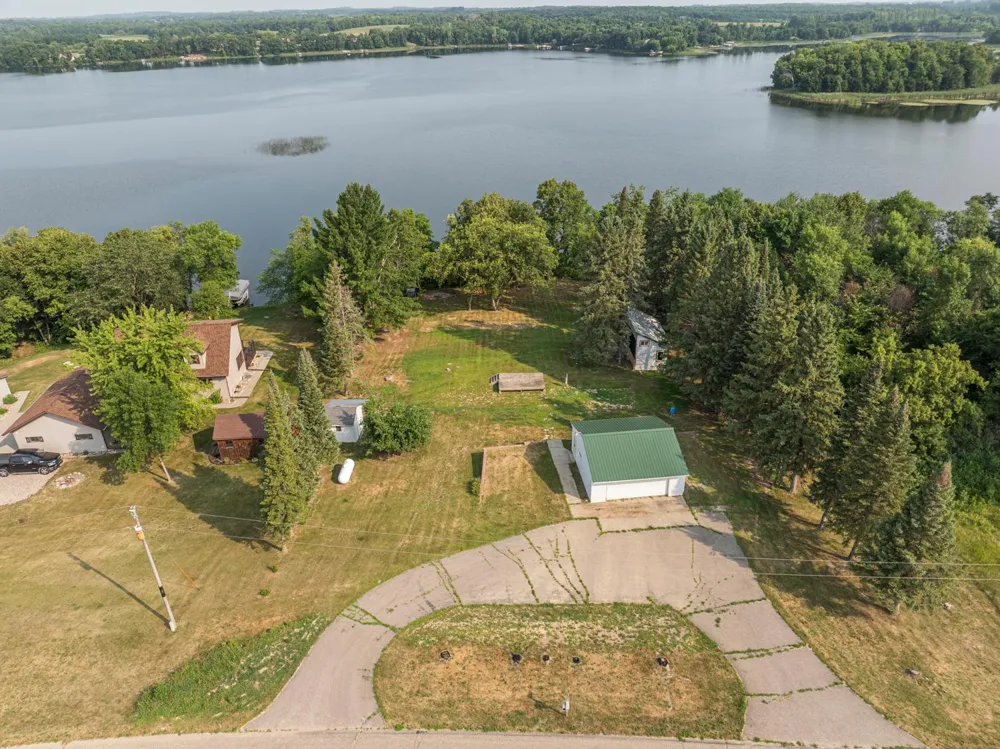13544 Pearl Lake Drive Detroit Lakes, MN 56501