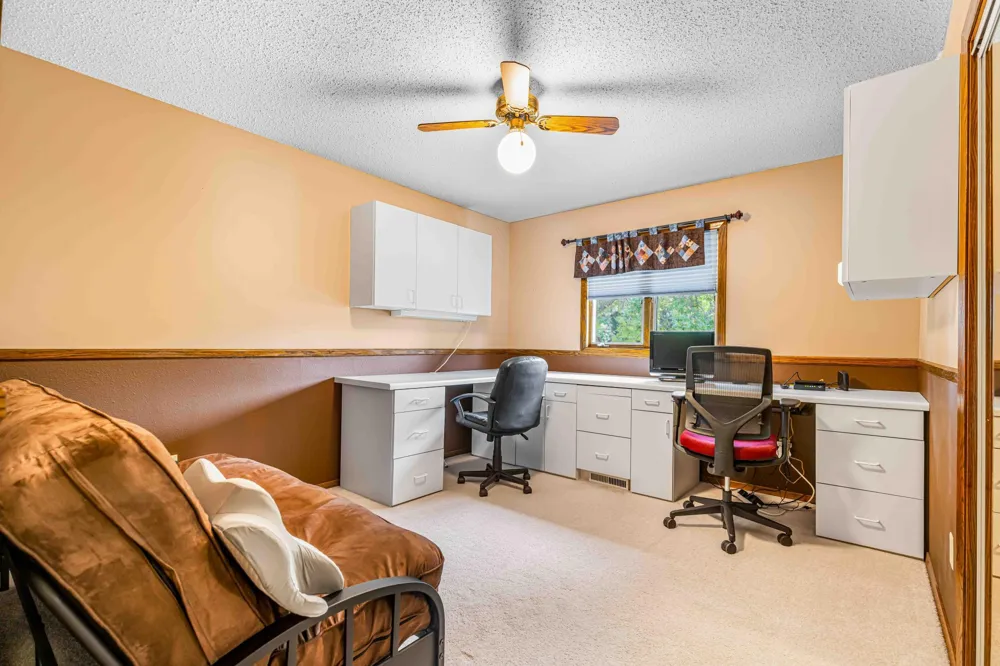 681 Cottonwood Court West Fargo, ND 58078