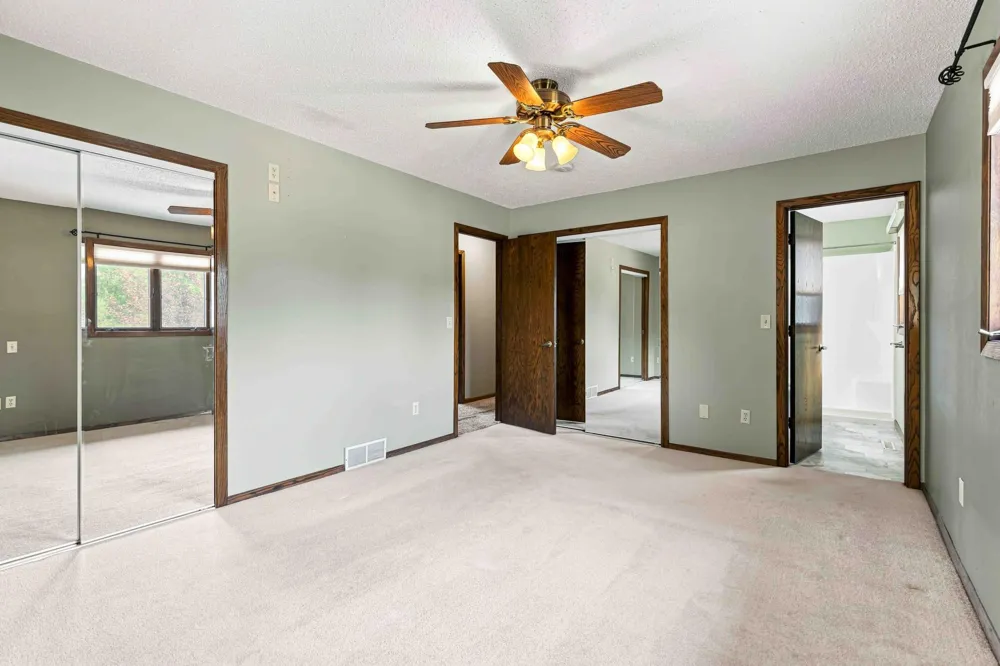 681 Cottonwood Court West Fargo, ND 58078