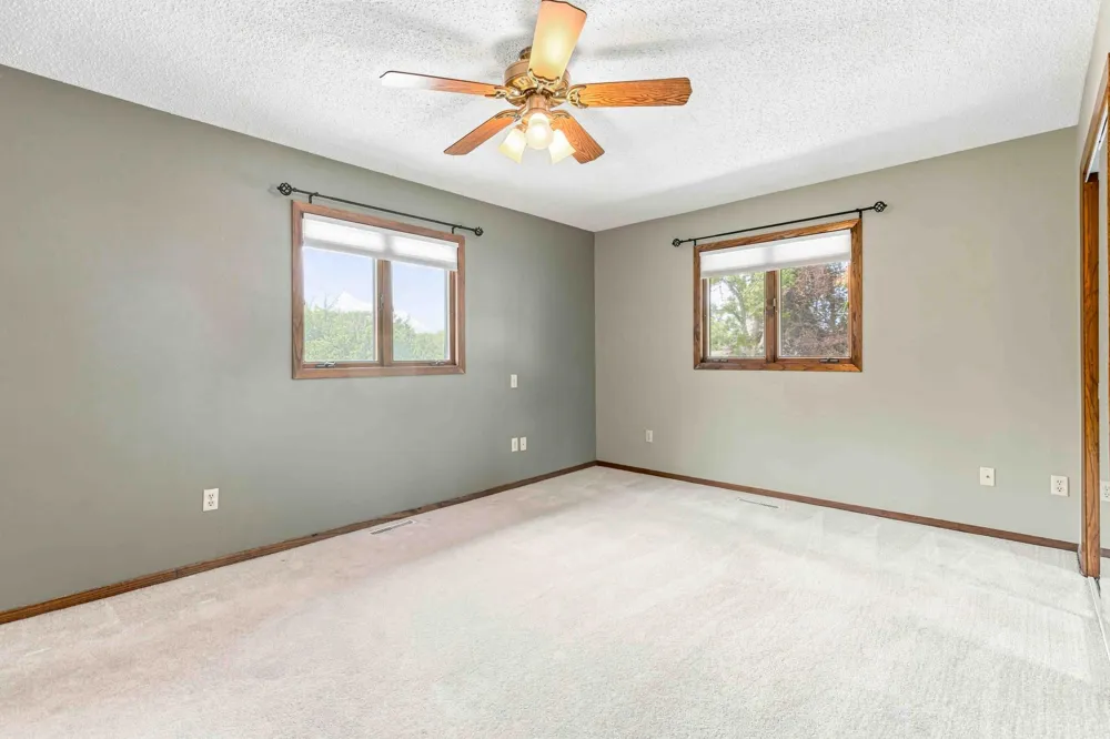 681 Cottonwood Court West Fargo, ND 58078