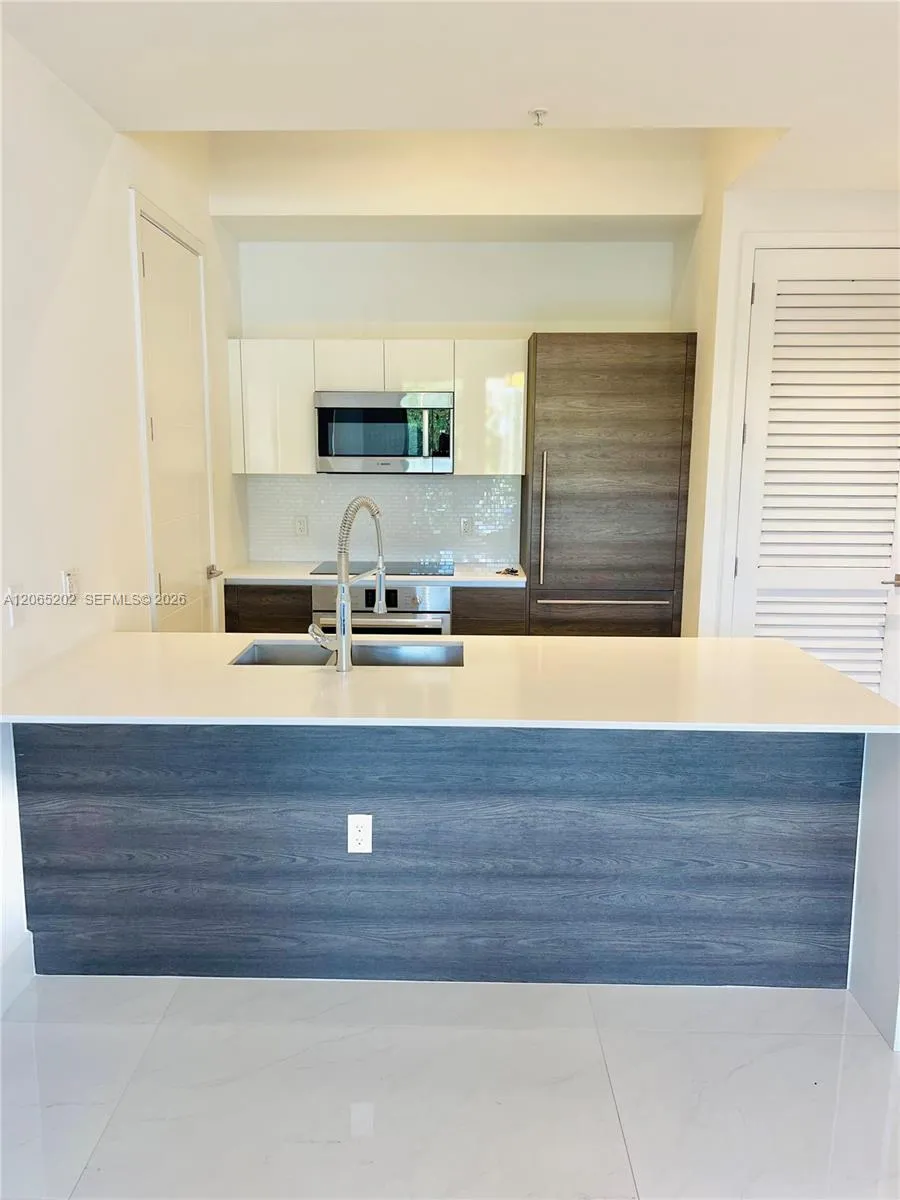 301 Altara Ave #210 Coral Gables, FL 33146