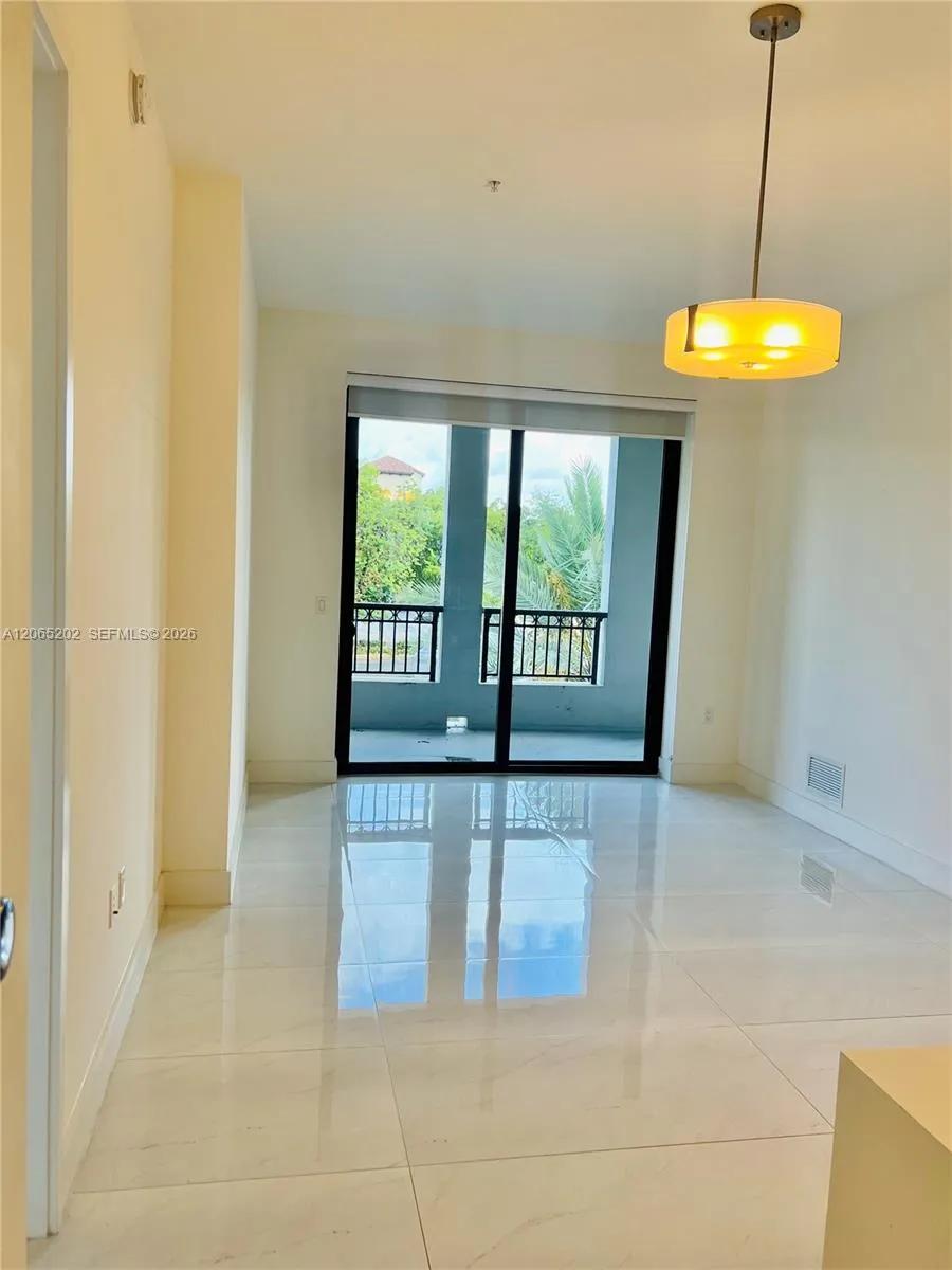 301 Altara Ave #210 Coral Gables, FL 33146