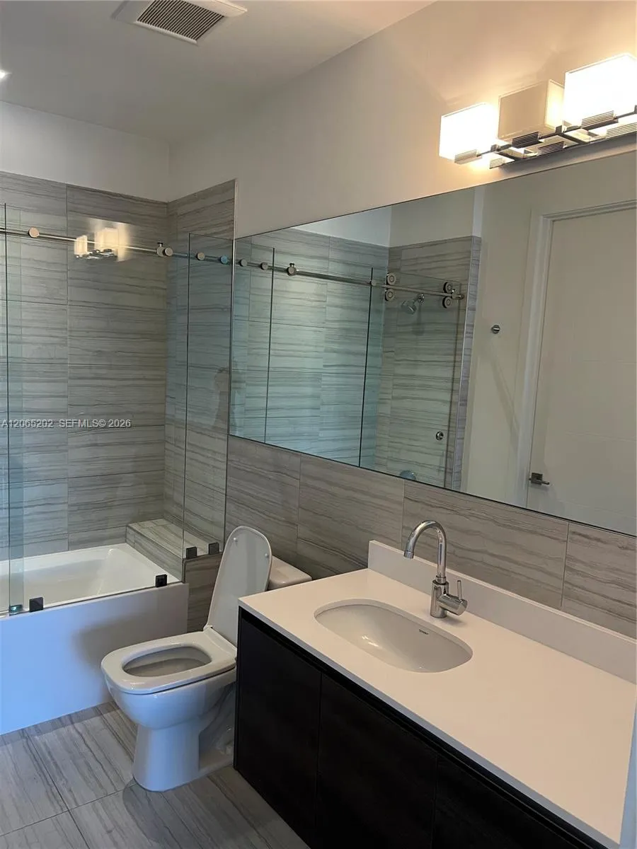 301 Altara Ave #210 Coral Gables, FL 33146
