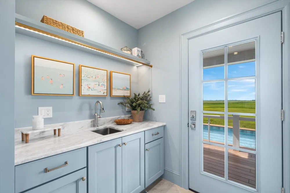 1105 Stone Harbor Boulevard Stone Harbor Manor, NJ 08247