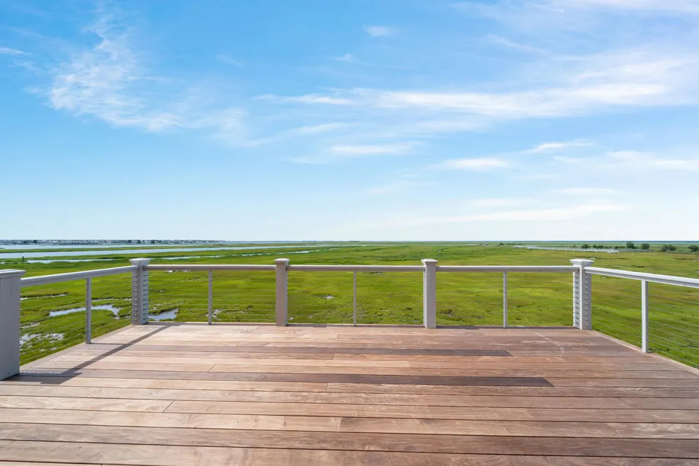 1105 Stone Harbor Boulevard Stone Harbor Manor, NJ 08247